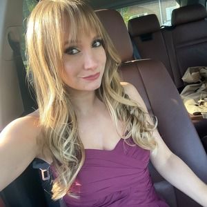 Meet your Posher, Christina nina